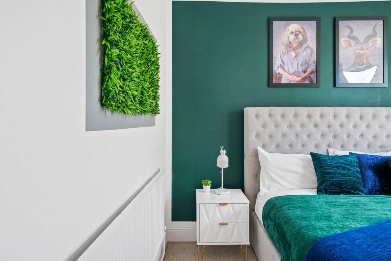 The Emerald Gem - Overlooking The Park Apartamento Bristol Exterior foto