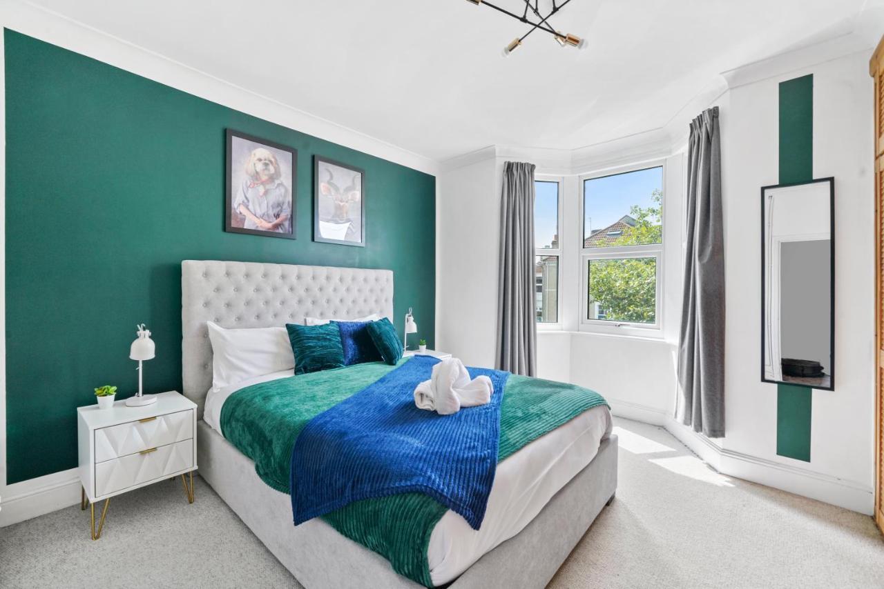The Emerald Gem - Overlooking The Park Apartamento Bristol Exterior foto