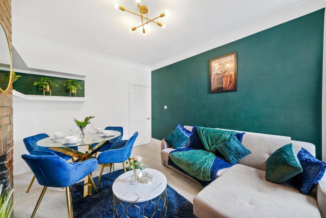 The Emerald Gem - Overlooking The Park Apartamento Bristol Exterior foto