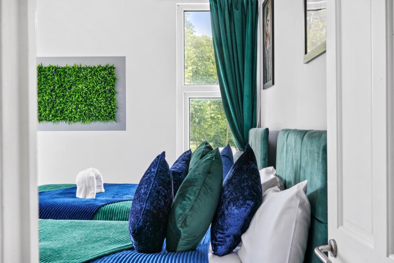 The Emerald Gem - Overlooking The Park Apartamento Bristol Exterior foto