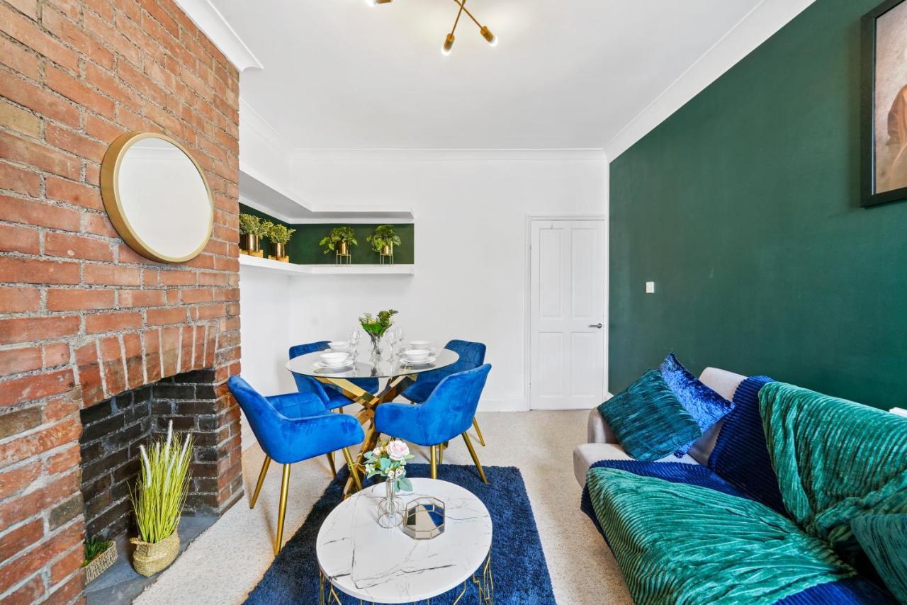 The Emerald Gem - Overlooking The Park Apartamento Bristol Exterior foto