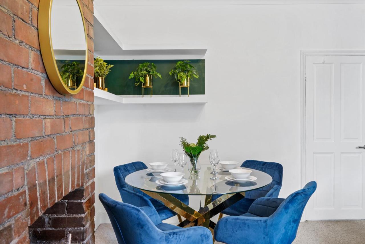 The Emerald Gem - Overlooking The Park Apartamento Bristol Exterior foto