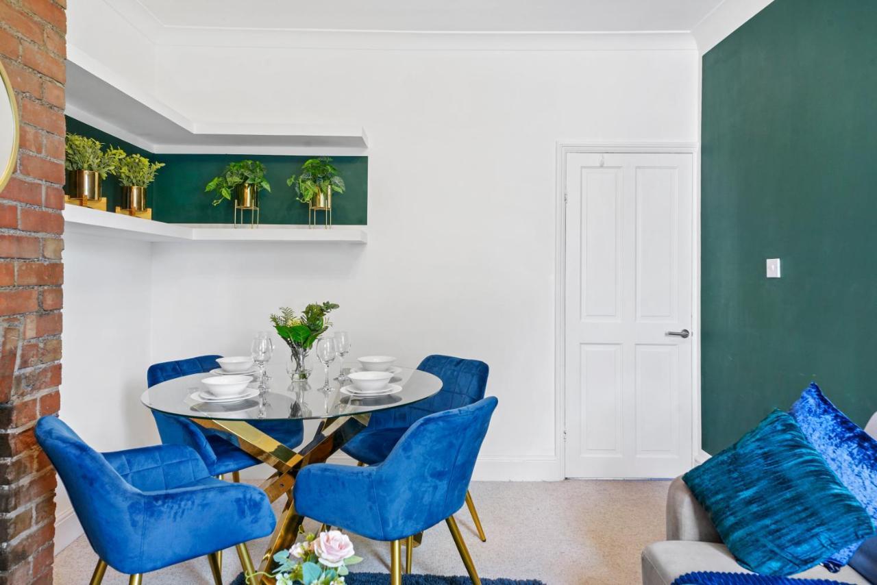 The Emerald Gem - Overlooking The Park Apartamento Bristol Exterior foto